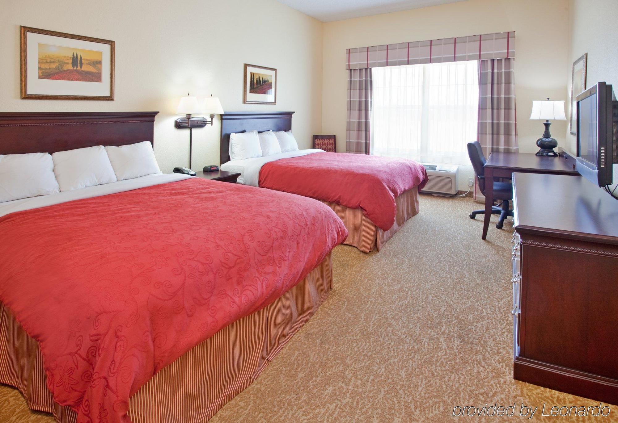 Country Inn & Suites By Radisson, Kansas City At Village West, Ks Bonner Springs Экстерьер фото